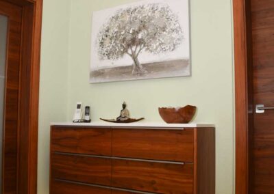 Sideboard hängend