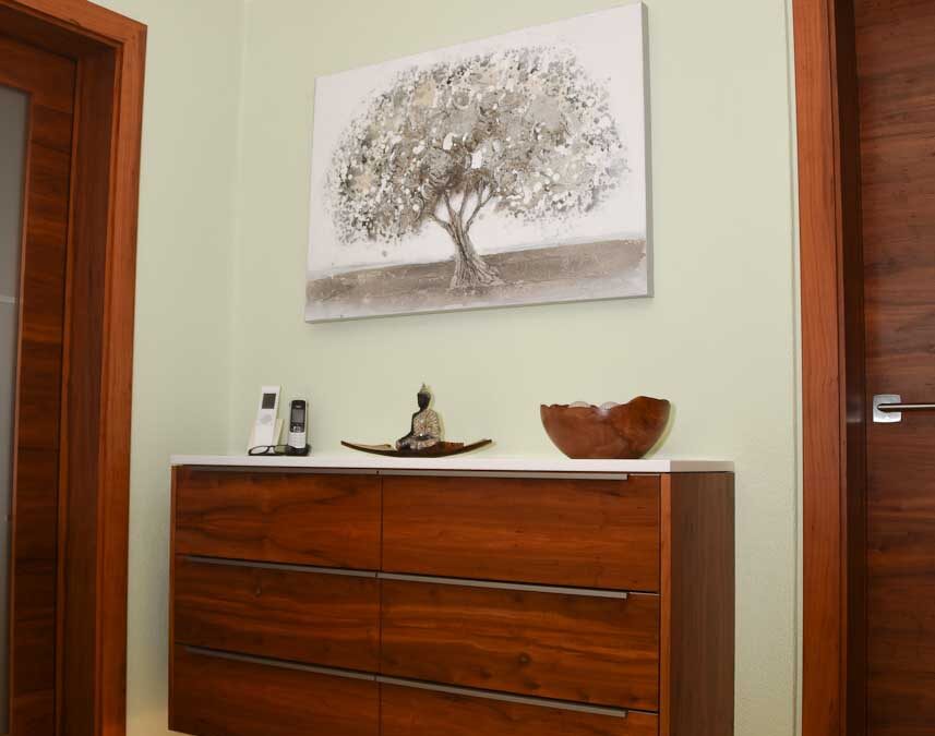 Sideboard hängend